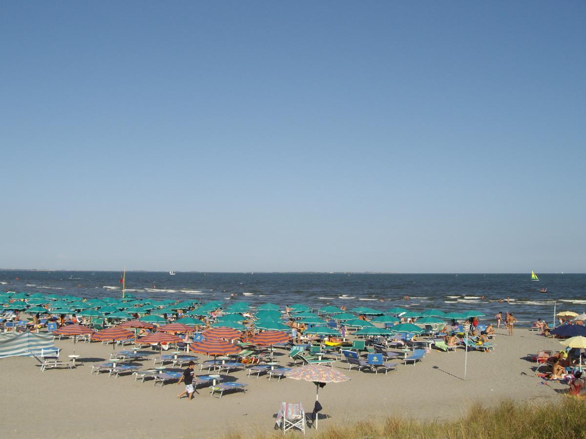 Agenzia Vear - Lido Di Volano Exterior foto