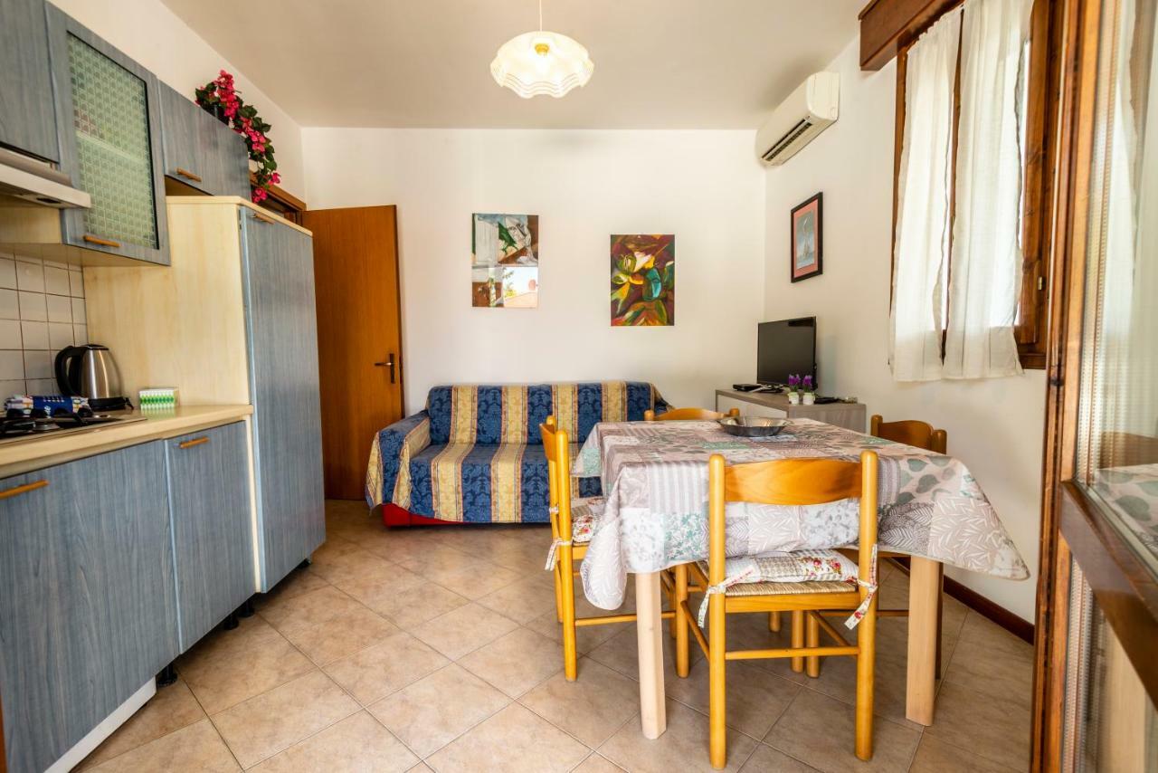 Agenzia Vear - Lido Di Volano Exterior foto