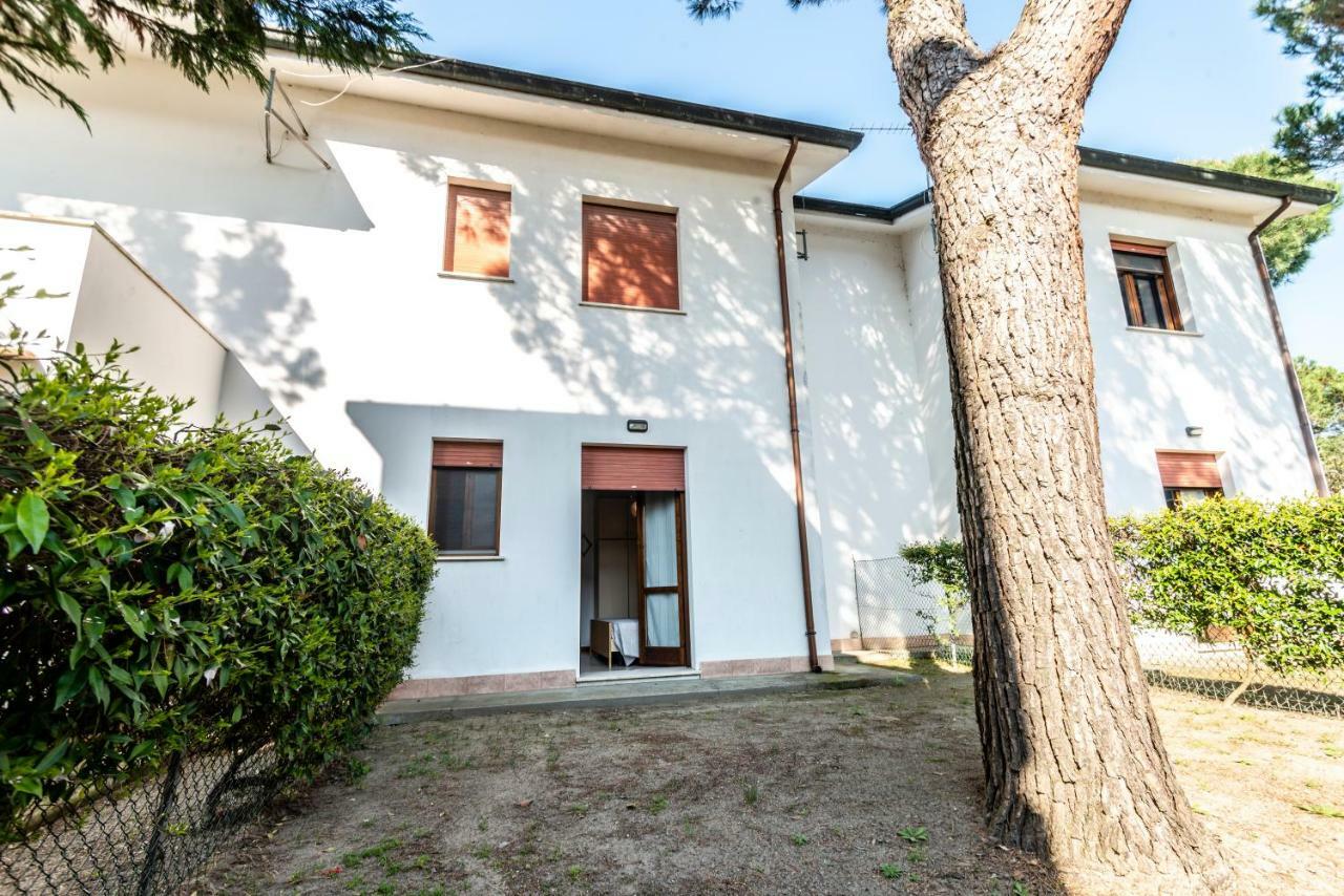 Agenzia Vear - Lido Di Volano Exterior foto